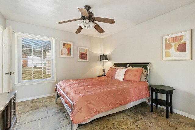 bedroom with ceiling fan