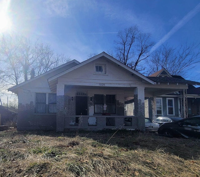 view of front of home featuring a porch