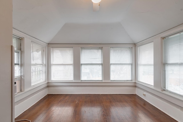 unfurnished sunroom with a healthy amount of sunlight and vaulted ceiling