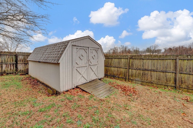 view of outdoor structure