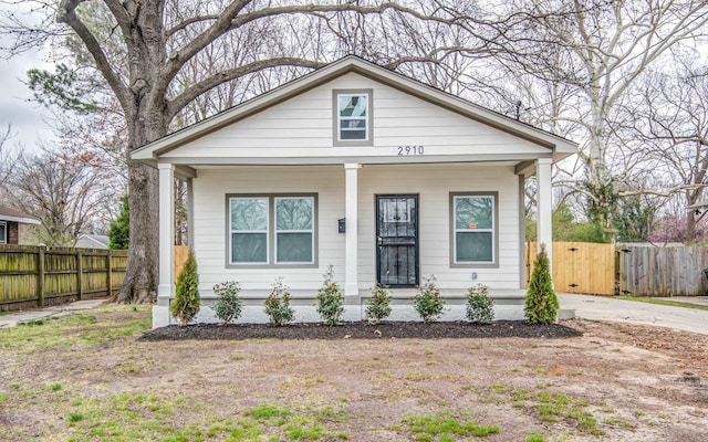 bungalow featuring covered porch