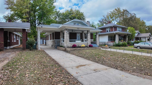 view of front of property with covered porch