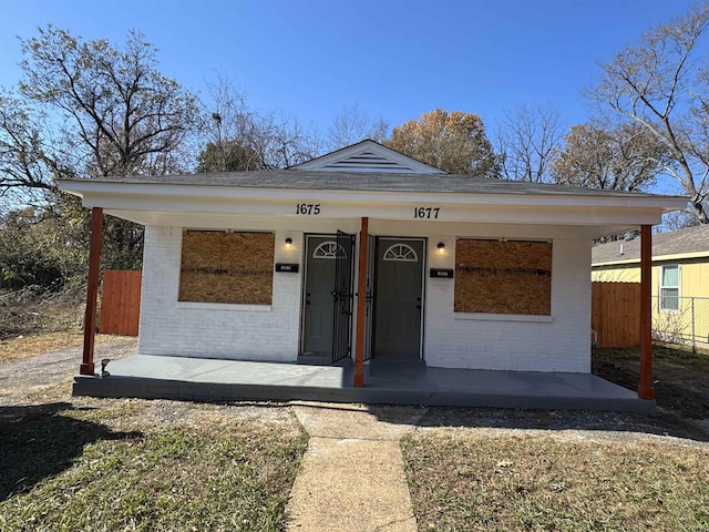 view of front facade featuring covered porch