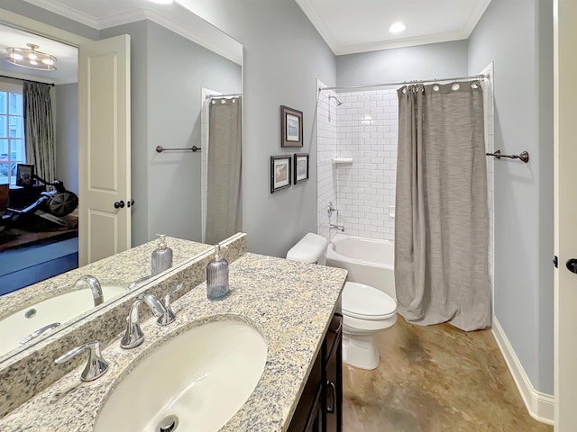 bathroom featuring toilet, shower / tub combo, vanity, baseboards, and ornamental molding