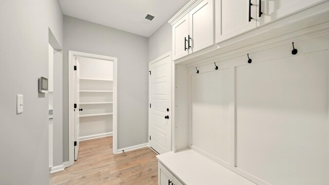 1405 Armstrong Rd, Drummonds, TN 38023 - mudroom featuring light wood-type flooring and baseboards