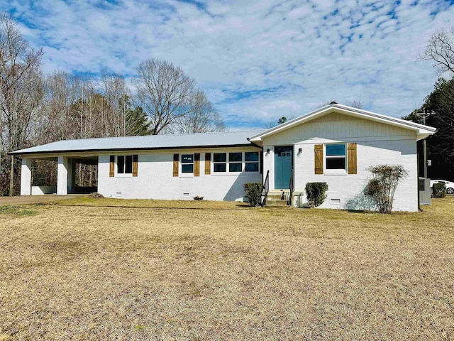 single story home featuring entry steps, brick siding, crawl space, a carport, and a front yard