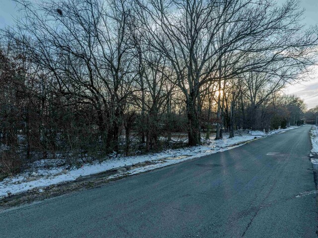 2215 Clay Pond Dr, Oakland, TN 38060