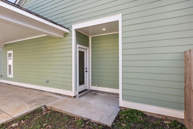 view of property entrance