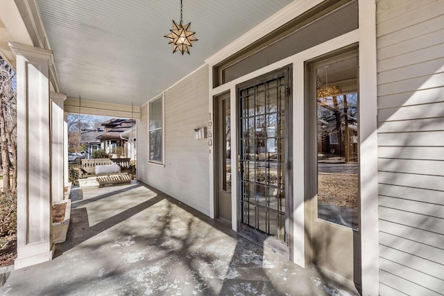 view of patio / terrace with covered porch