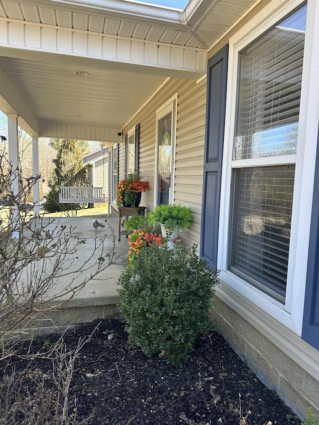 view of patio / terrace with covered porch