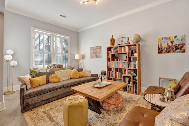 living area with ornamental molding, visible vents, and baseboards