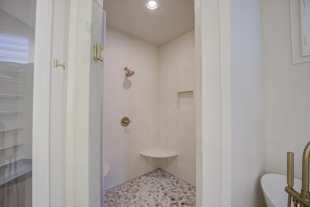 full bath featuring walk in shower and recessed lighting