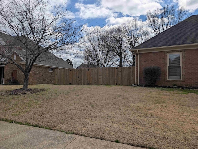 9040 Riverwood Farms Pkwy, Cordova, TN 38016 - view of yard featuring fence