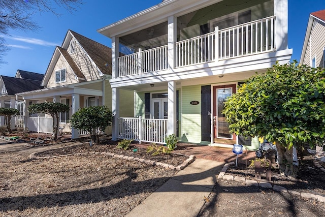 view of front of property featuring covered porch