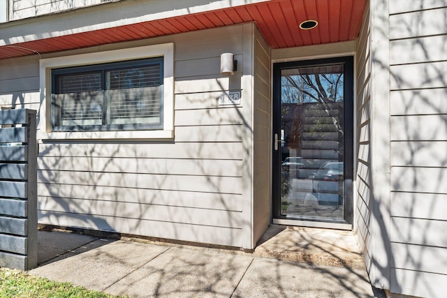 view of property entrance