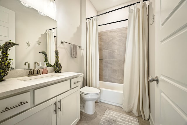 full bath with shower / bath combo with shower curtain, toilet, and vanity