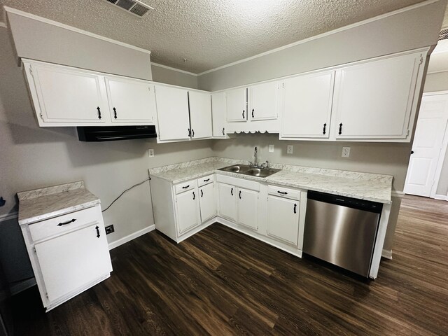 2260 Verse Cv, Memphis, TN 38127 - kitchen with visible vents, stainless steel dishwasher, dark wood-style floors, white cabinets, and a sink