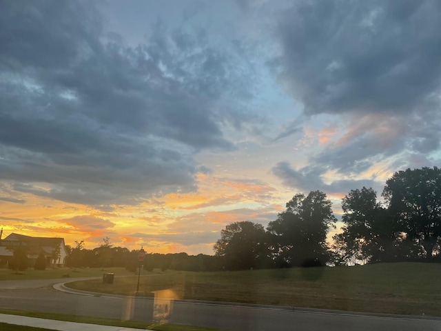 2130 N Greenbrier Lakes Blvd, Piperton, TN 38017 - water view