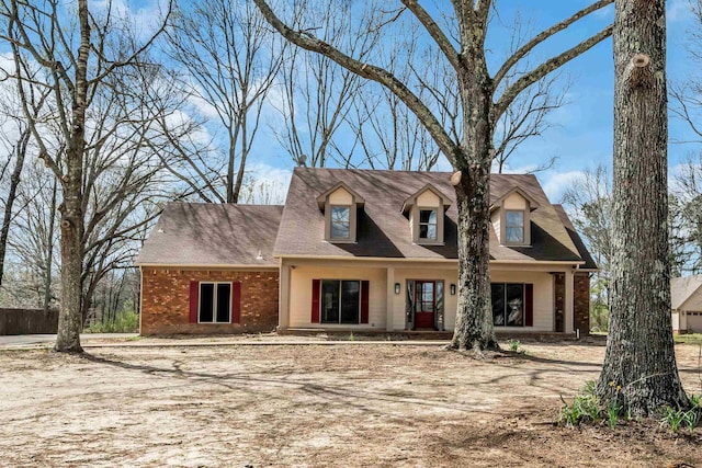 view of front facade with brick siding