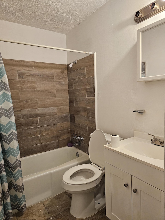 3240 Mario St, Memphis, TN 38127 - bathroom featuring toilet, vanity, shower / bath combination with curtain, and a textured ceiling