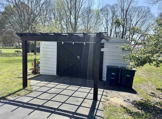 417 E Tigrett St, Halls, TN 38040 - view of shed featuring a garage