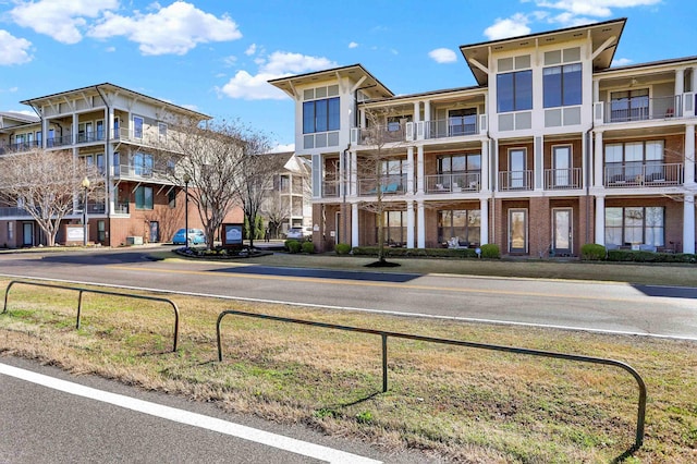 358 N Island Dr Unit 105, Memphis, TN 38103 - view of building exterior