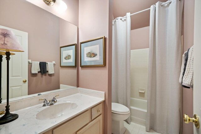 1005 River Currents Dr, Memphis, TN 38103 - full bath featuring shower / bath combo, vanity, and toilet