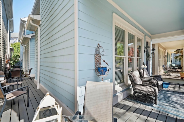 1005 River Currents Dr, Memphis, TN 38103 - deck with a porch