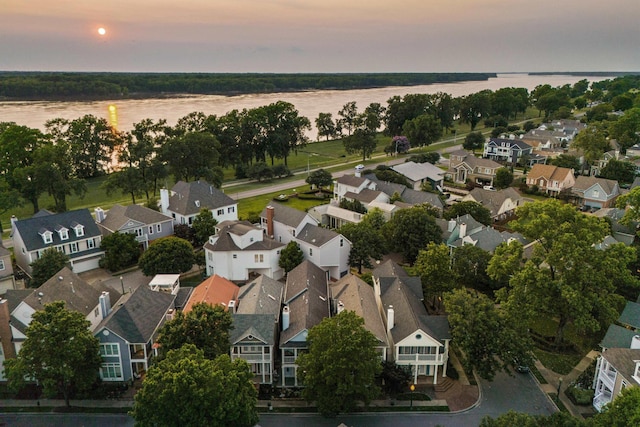 1005 River Currents Dr, Memphis, TN 38103 - view of property location featuring nearby suburban area and a nearby body of water