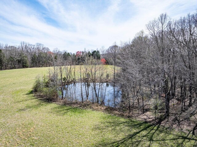 395 Gooch Rd, Parsons, TN 38363