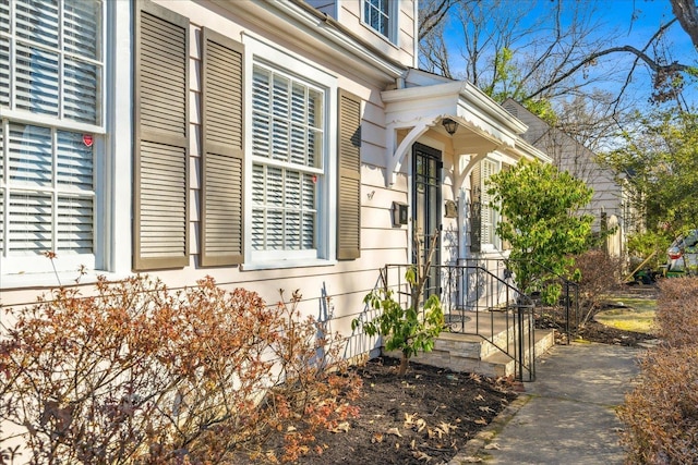 view of exterior entry