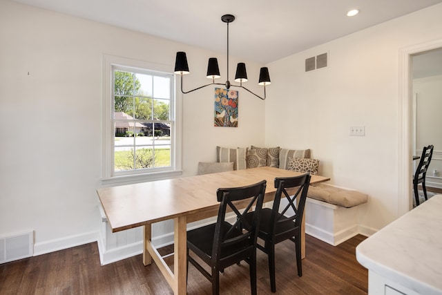 4252 Heatherwood Ln, Memphis, TN 38117 - dining space with a chandelier, baseboards, visible vents, and breakfast area