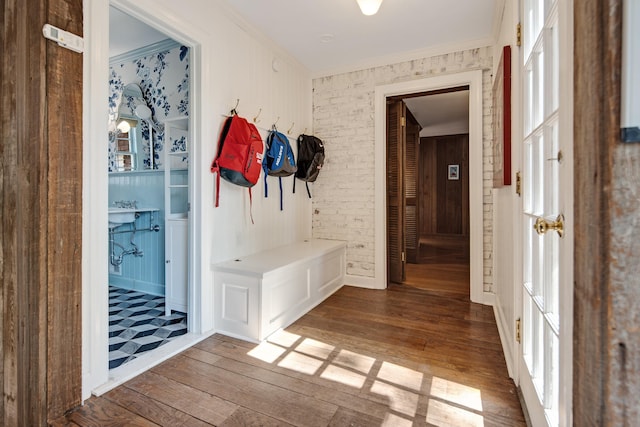 4252 Heatherwood Ln, Memphis, TN 38117 - mudroom with crown molding and hardwood / wood-style floors