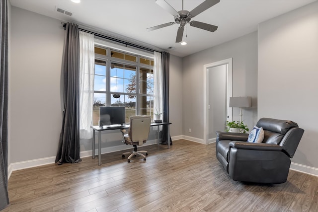 6742 Malone Rd, Olive Branch, MS 38654 - home office featuring visible vents, baseboards, a ceiling fan, recessed lighting, and wood finished floors