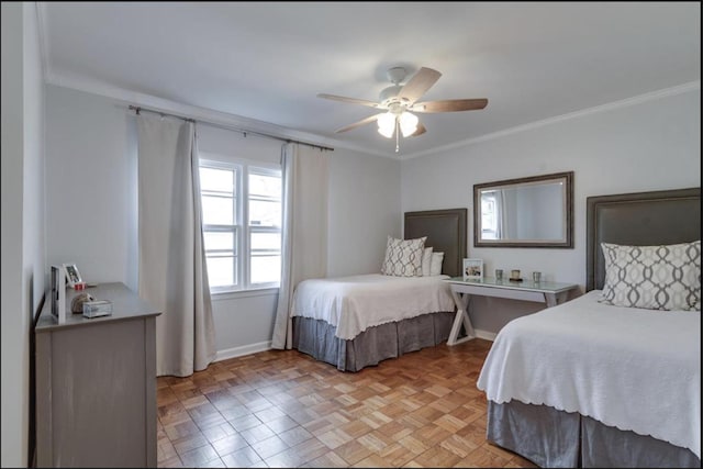 bedroom with ceiling fan, ornamental molding, and baseboards