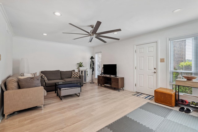 433 S Perkins Dr Unit 433, Memphis, TN 38117 - living area featuring light wood-style flooring, ornamental molding, ceiling fan, and recessed lighting