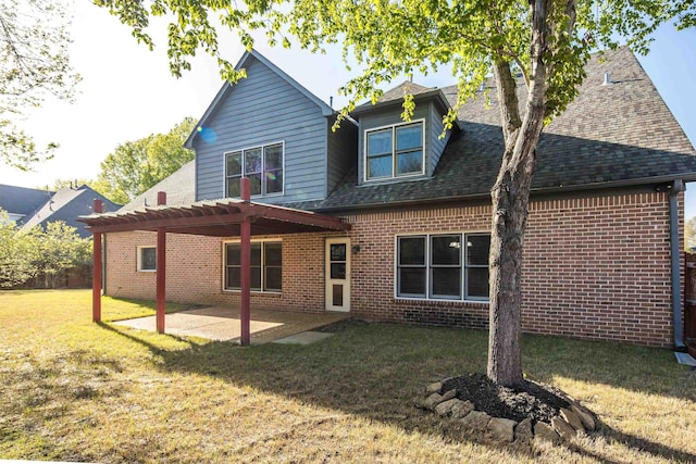 979 Welbeck Cv, Collierville, TN 38017 - rear view of house with brick siding, a patio, a pergola, and a lawn