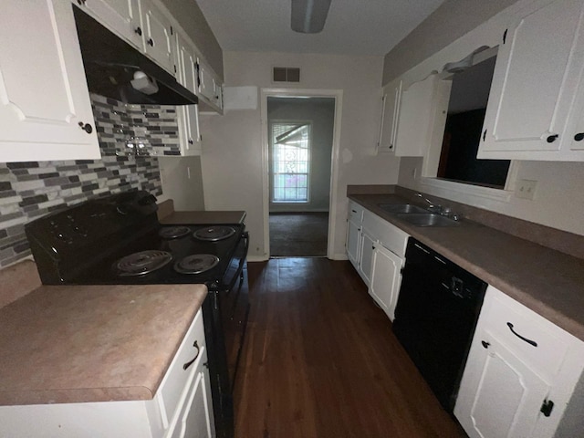 4149 Meadow Creek Rd, Memphis, TN 38115 - kitchen with a sink, visible vents, backsplash, under cabinet range hood, and black appliances
