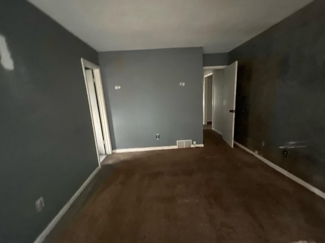 4149 Meadow Creek Rd, Memphis, TN 38115 - unfurnished room with baseboards, carpet flooring, and visible vents