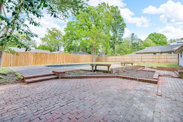 5188 Gwynne Rd, Memphis, TN 38117 - view of patio with a fenced backyard