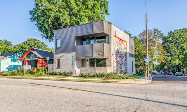 2283 Young Ave, Memphis, TN 38104 - view of building exterior