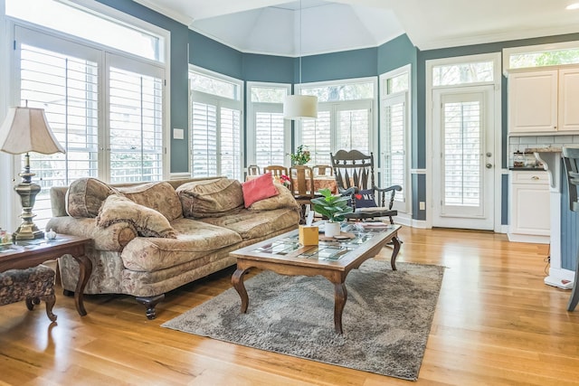 10290 W Shrewsbury Run, Collierville, TN 38017 - living area featuring light wood-style flooring and ornamental molding