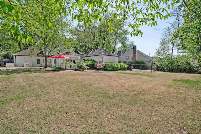 view of yard featuring fence