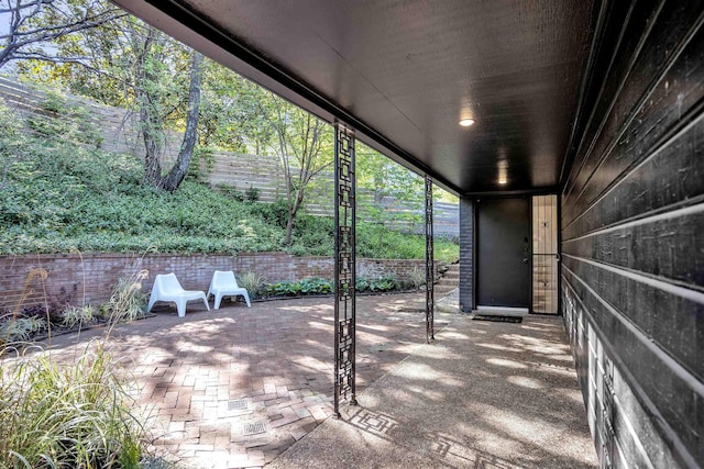 5657 Walnut Grove Rd, Memphis, TN 38120 - view of patio with fence