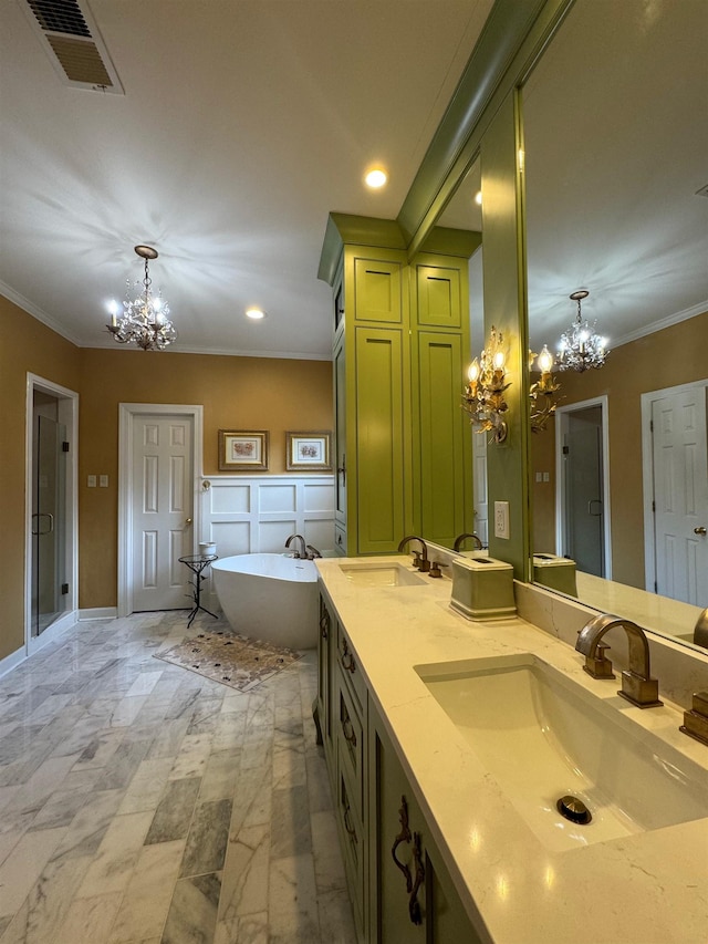 full bath featuring an inviting chandelier, crown molding, a sink, and visible vents