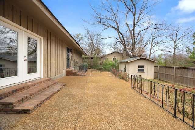 5676 Walnut Grove Pl, Memphis, TN 38120 - view of yard with a fenced backyard and an outdoor structure