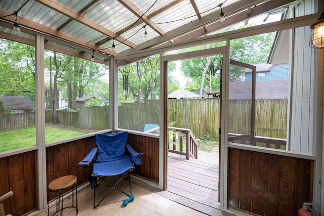 544 Summitt St, Memphis, TN 38104 - view of sunroom / solarium