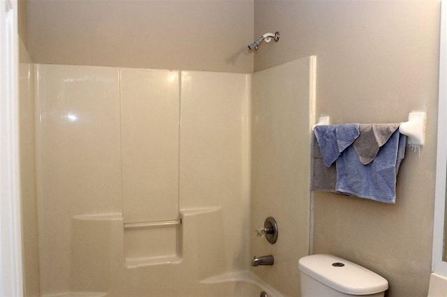 full bathroom with toilet and shower / bathtub combination