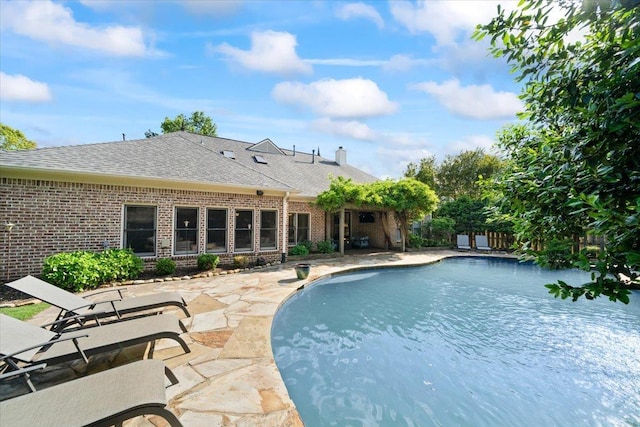 9842 Garden Pl, Collierville, TN 38139 - pool with a patio