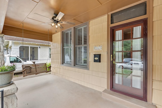 view of patio / terrace with covered porch and ceiling fan